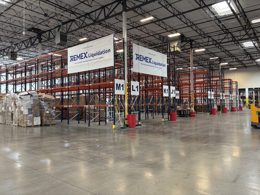 Racking inside the REMEX distribution warehouse